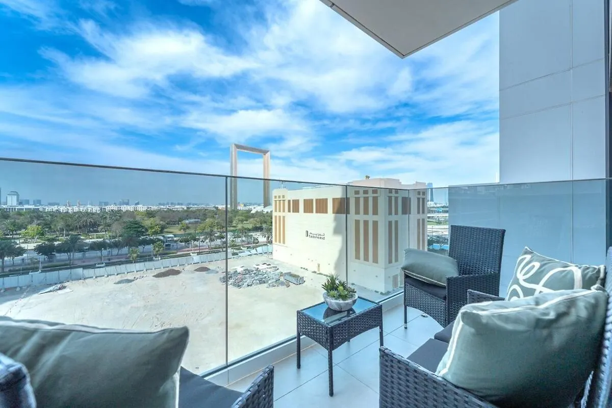 Bright & Spacious 2Br Near Zabeel Park Dubai 0*,