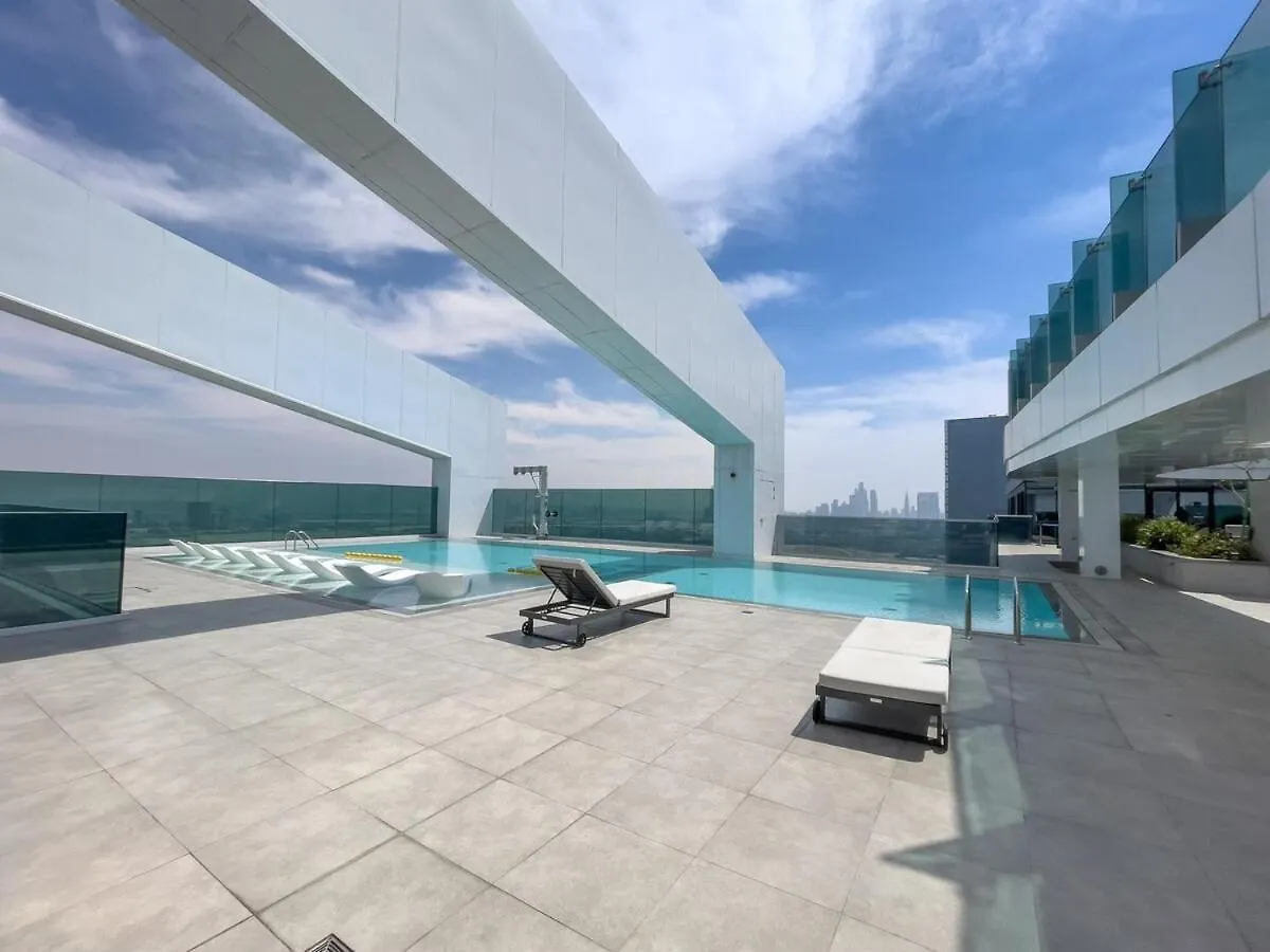 Bright & Spacious 2Br Near Zabeel Park Dubai Apartment