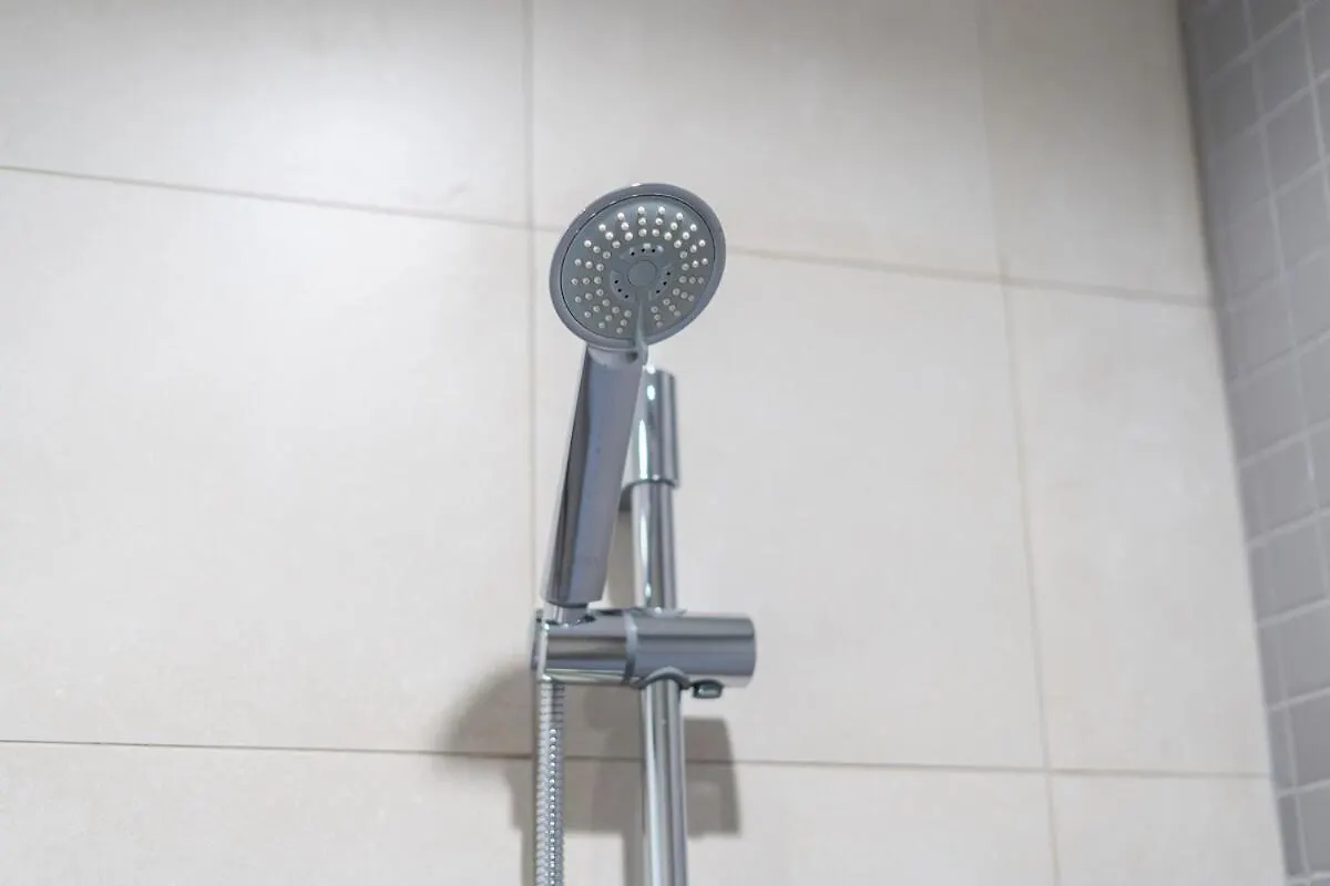 Bright & Spacious 2Br Near Zabeel Park Dubai Apartment