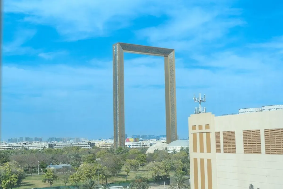 Bright & Spacious 2Br Near Zabeel Park Dubai Apartment