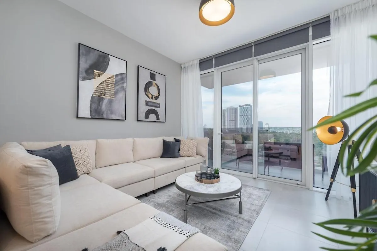 Bright & Spacious 2Br Near Zabeel Park Dubai United Arab Emirates