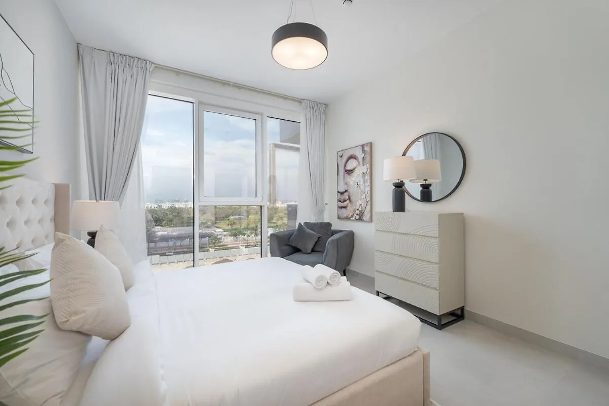 Bright & Spacious 2Br Near Zabeel Park Dubai 0*,